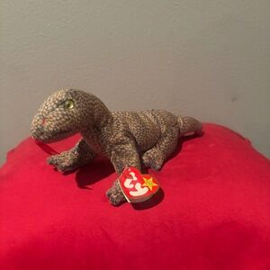 Scaly,  the beanie baby collection